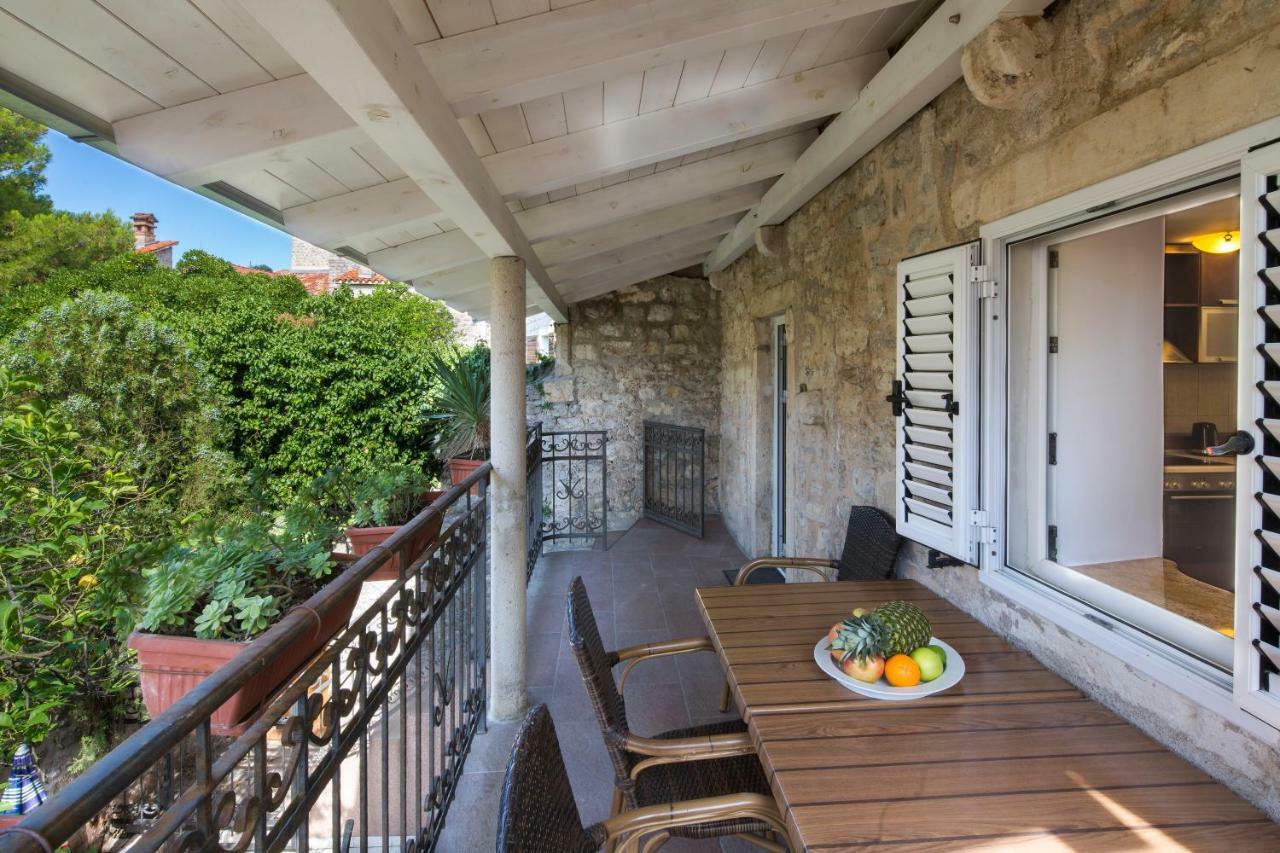 Apartment Kovacevic Old Town ブドヴァ エクステリア 写真